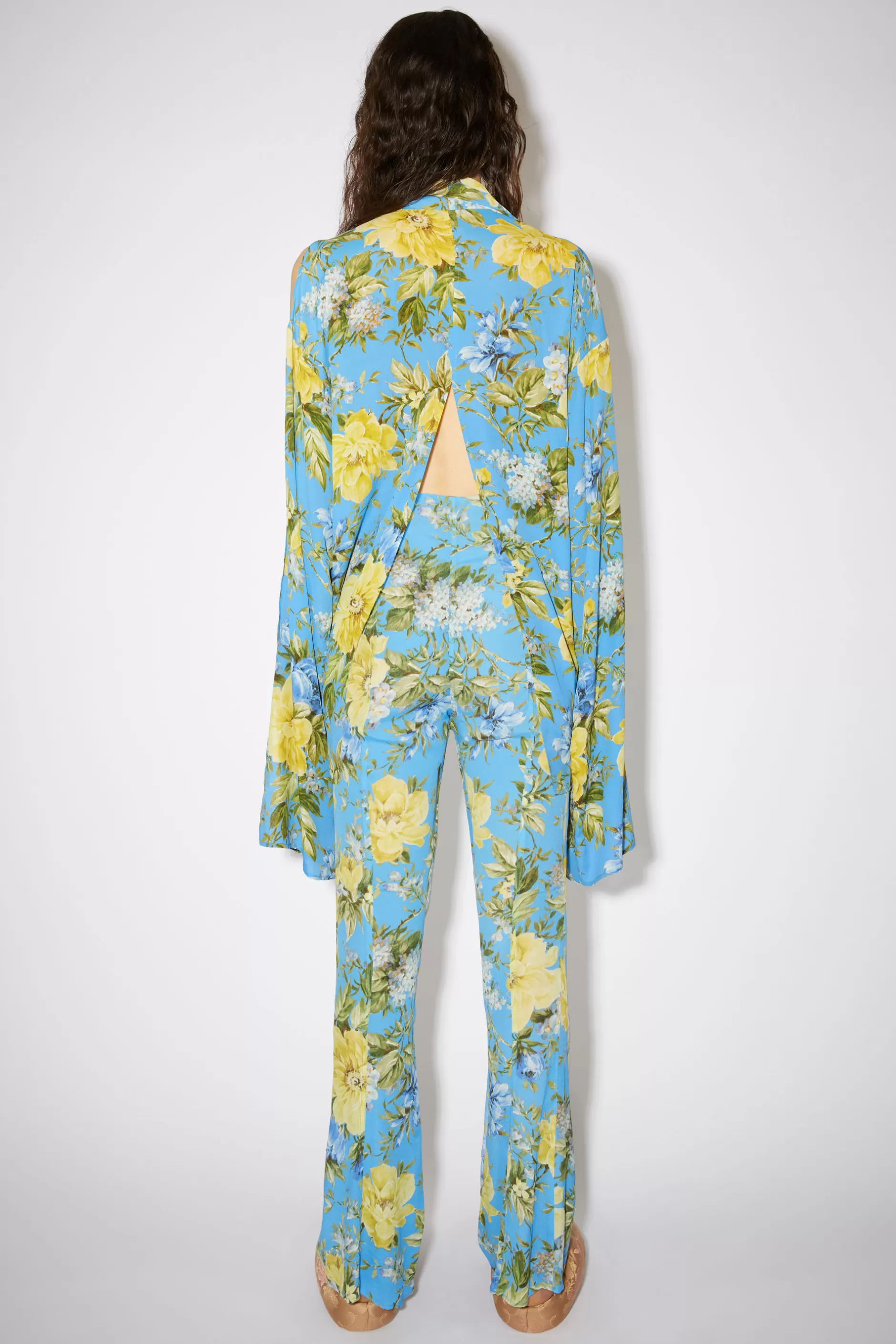 Acne Studios Ausgestellte Hose Mit Blumenprint Blau Discount