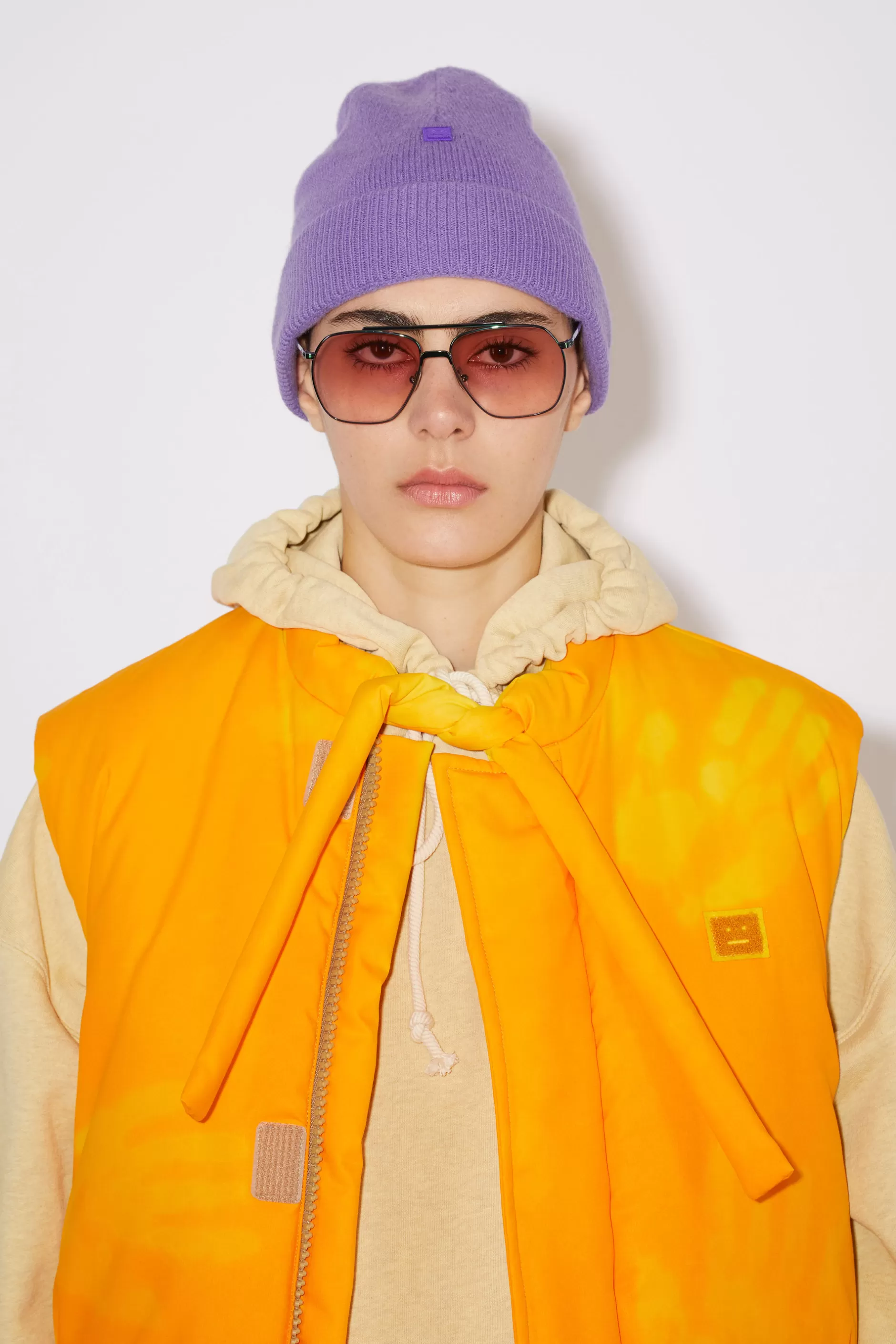 Acne Studios Beanie Mit Micro-Face-Aufnaher Schwertlilien-Violett Best Sale