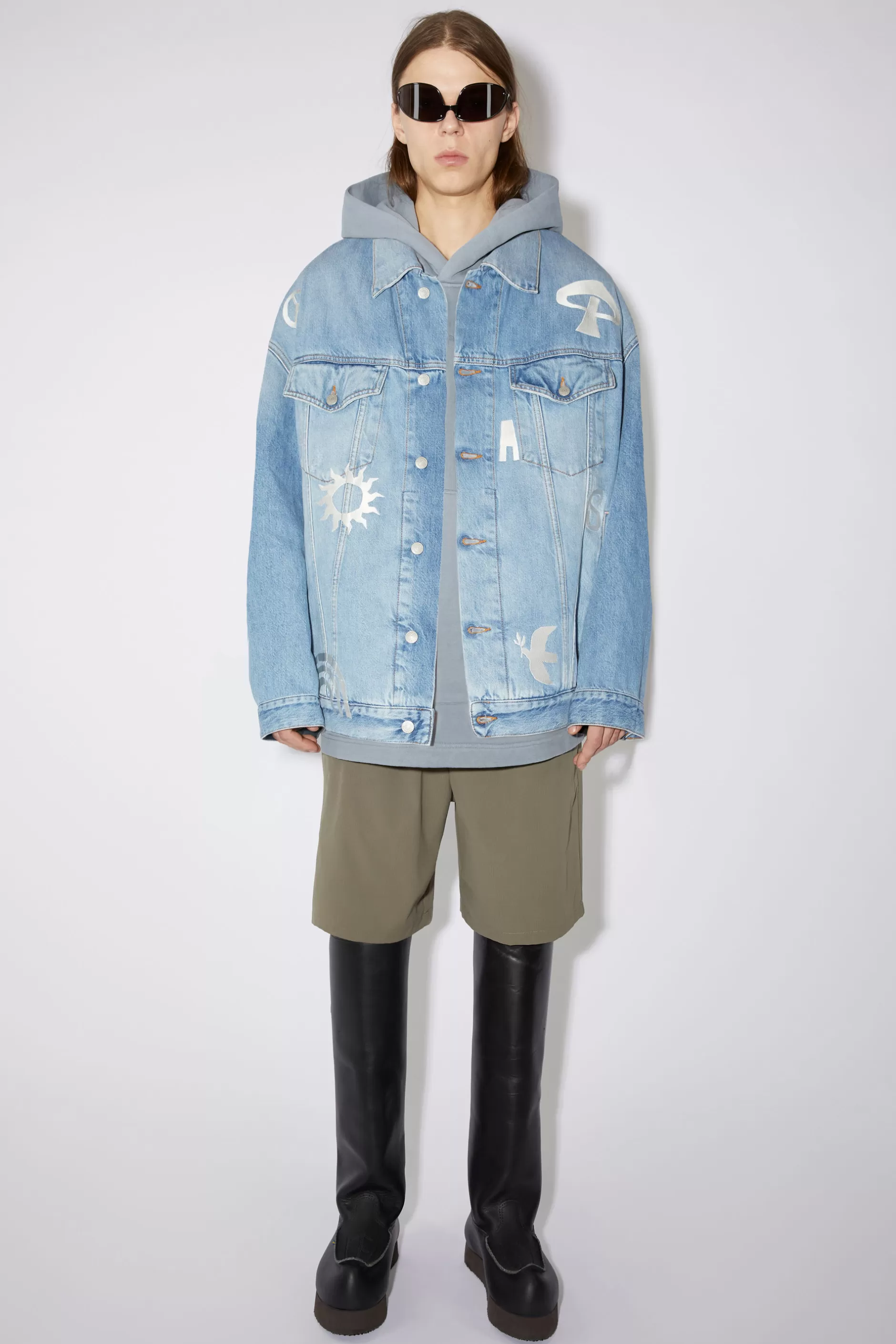 Acne Studios Bestickte Denimjacke In Lockerer Passform Hellblau Outlet