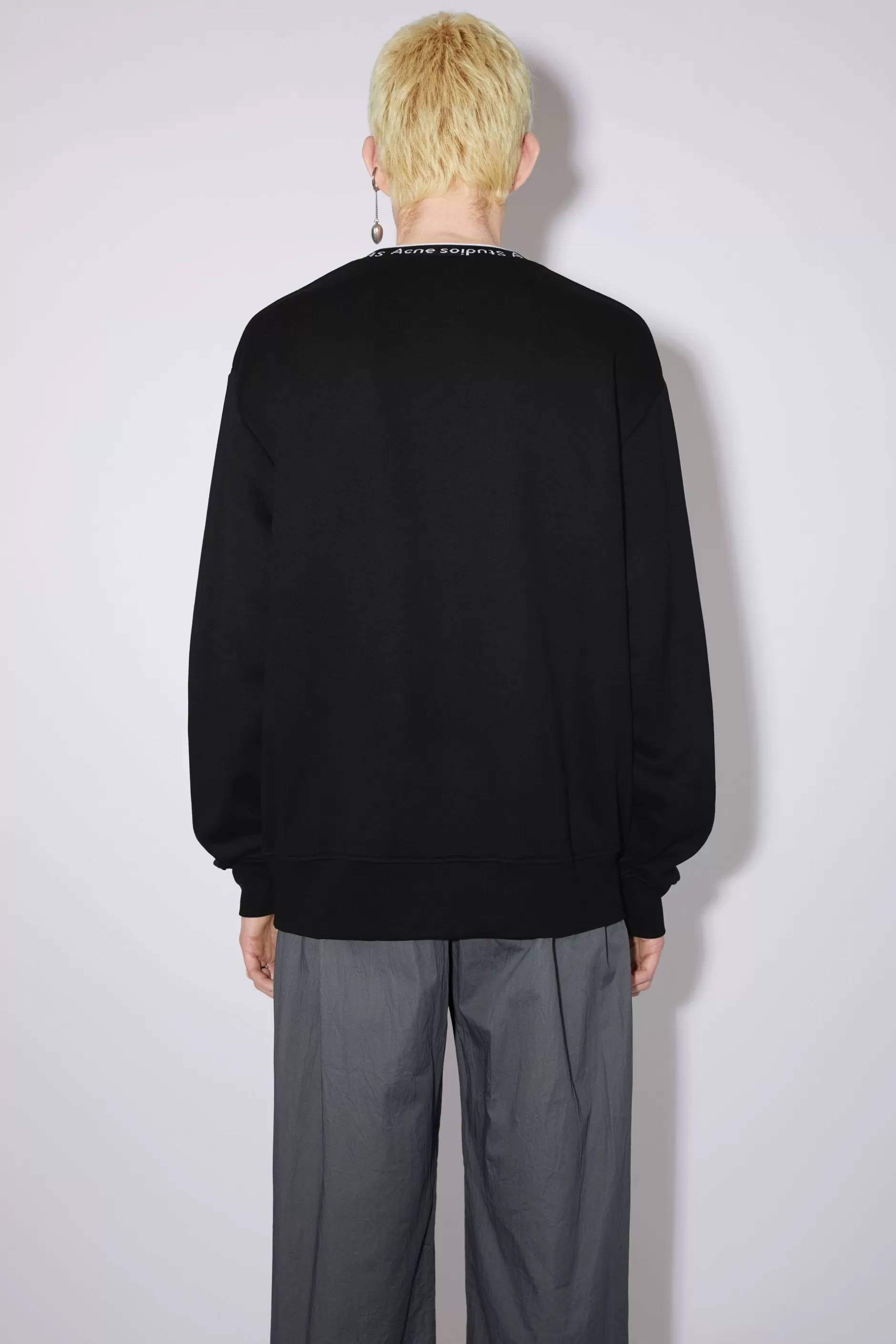 Acne Studios Das Gerippte Logo-Sweatshirt Schwarz Flash Sale