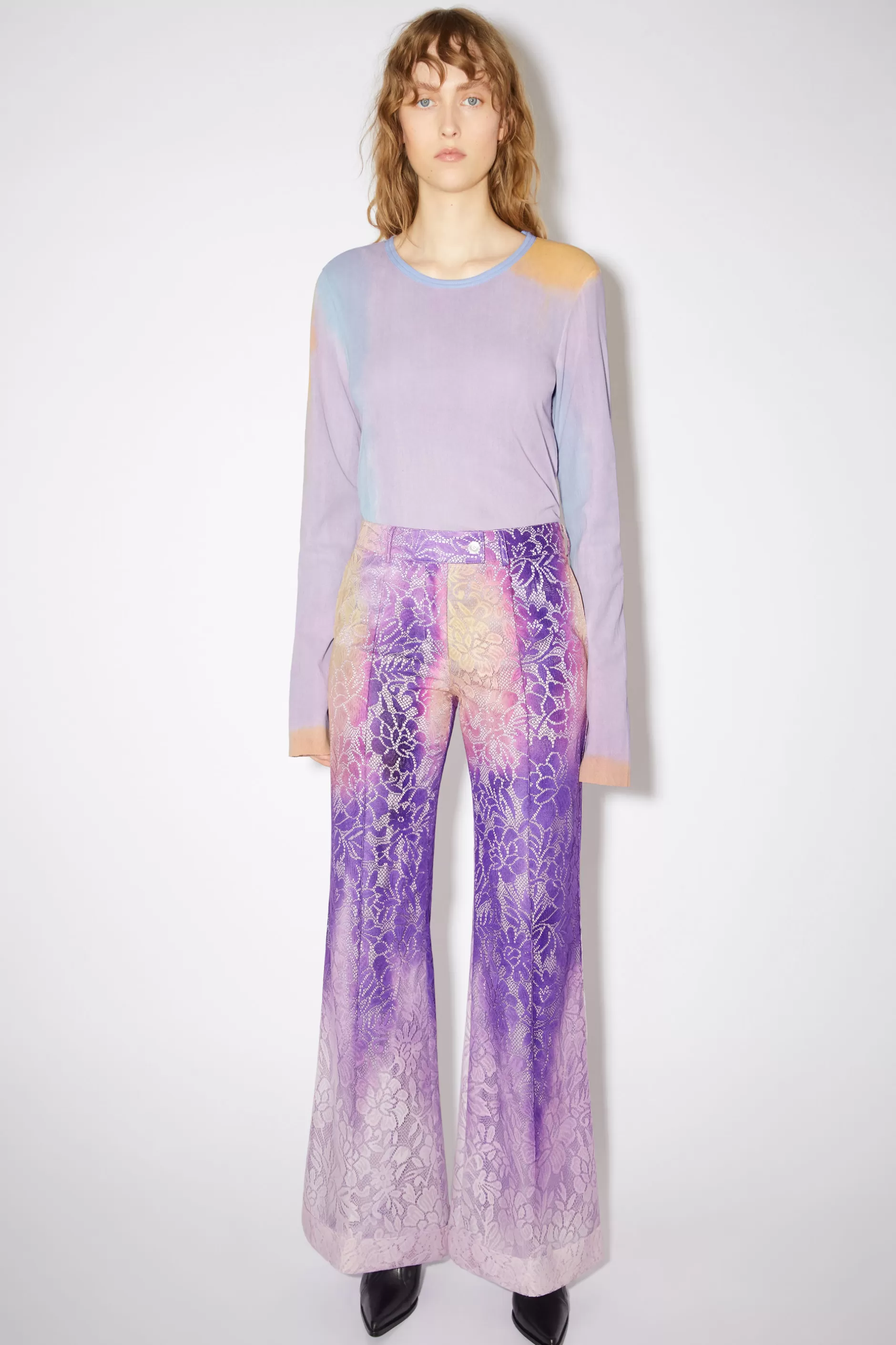 Acne Studios Figurnahe Hose Lila Store