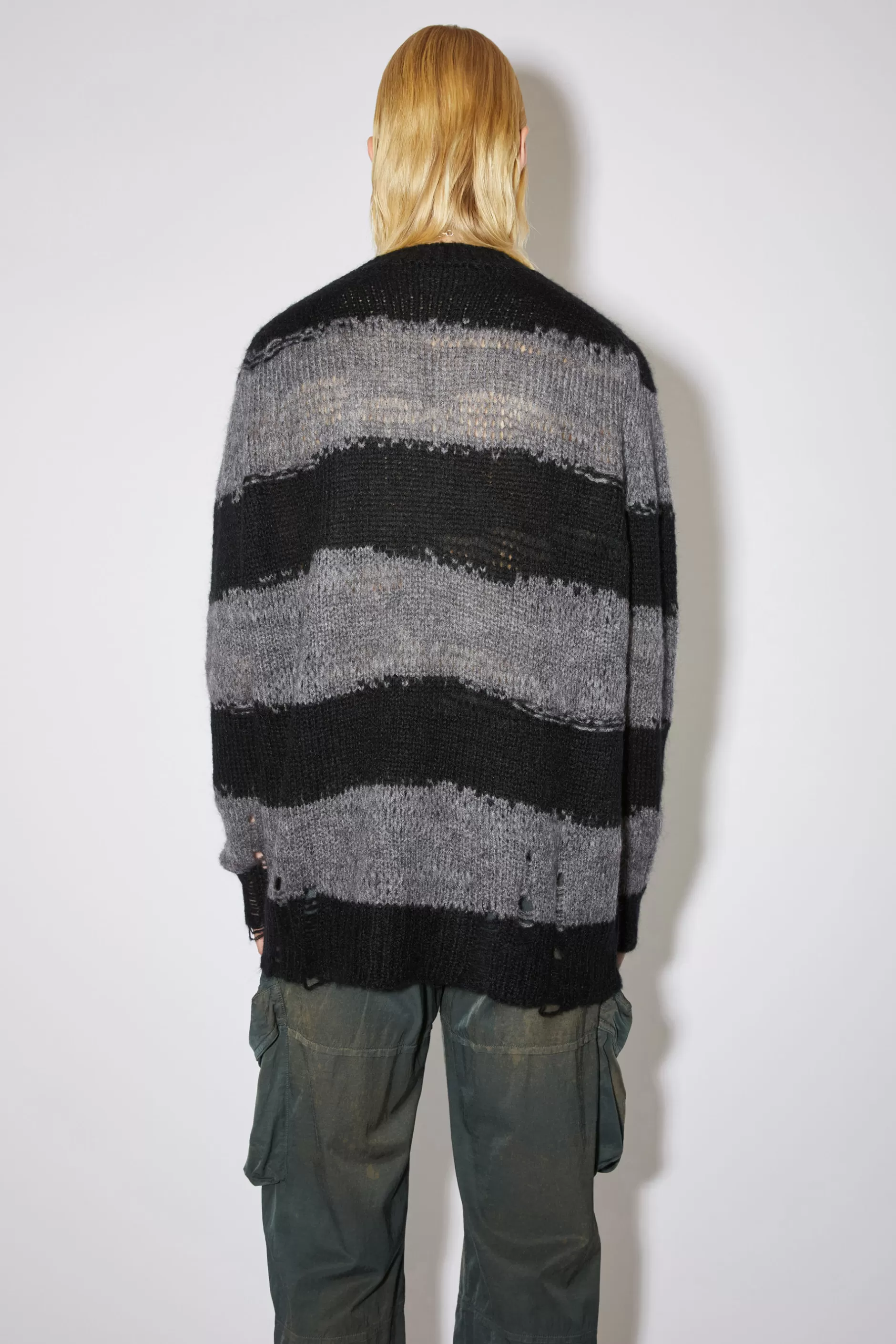 Acne Studios Gestreifter Pullover Im Used-Look Grau/Schwarz New