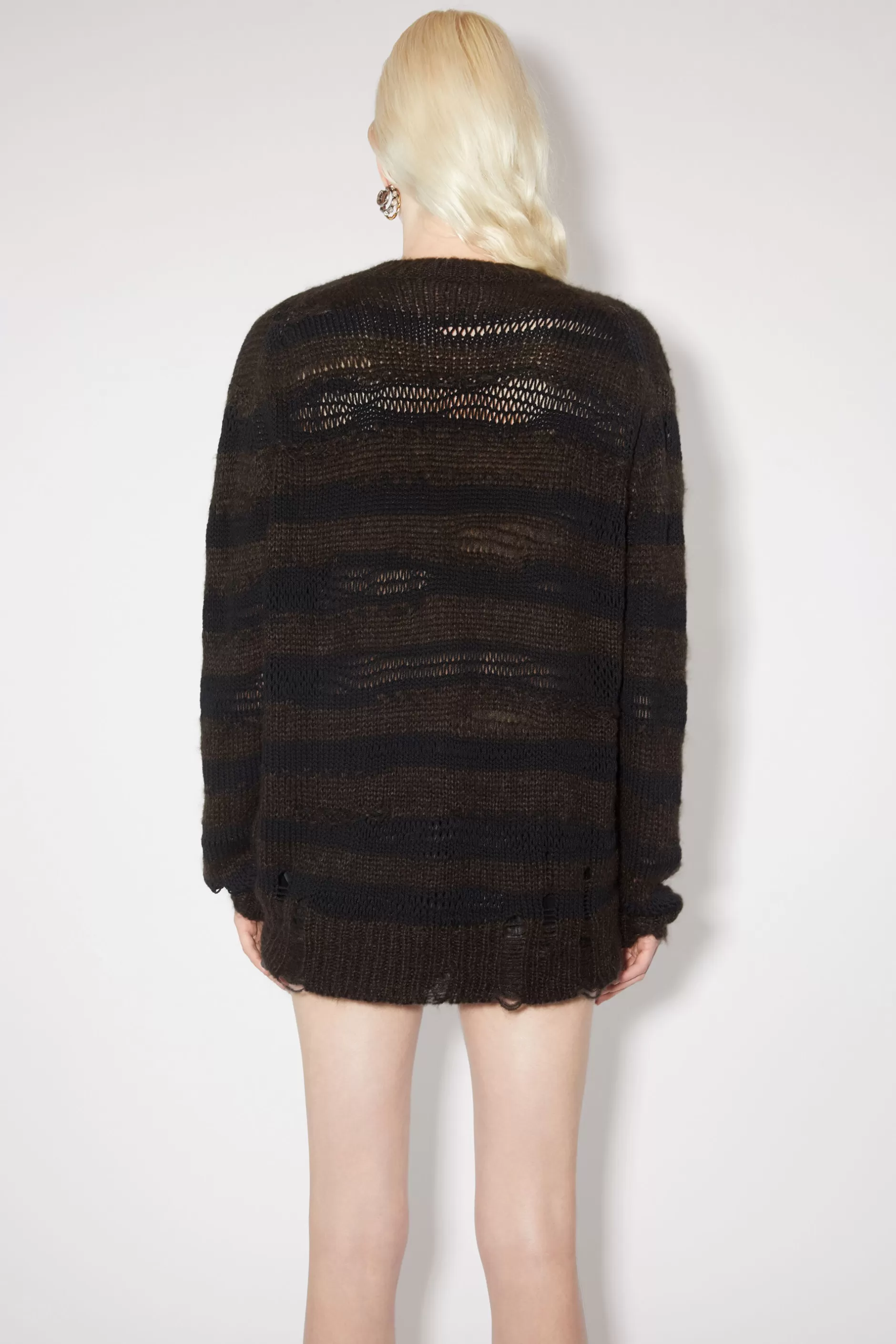 Acne Studios Gestreifter Pullover Im Used-Look Warmes Holzkohlengrau/Grau Best Sale