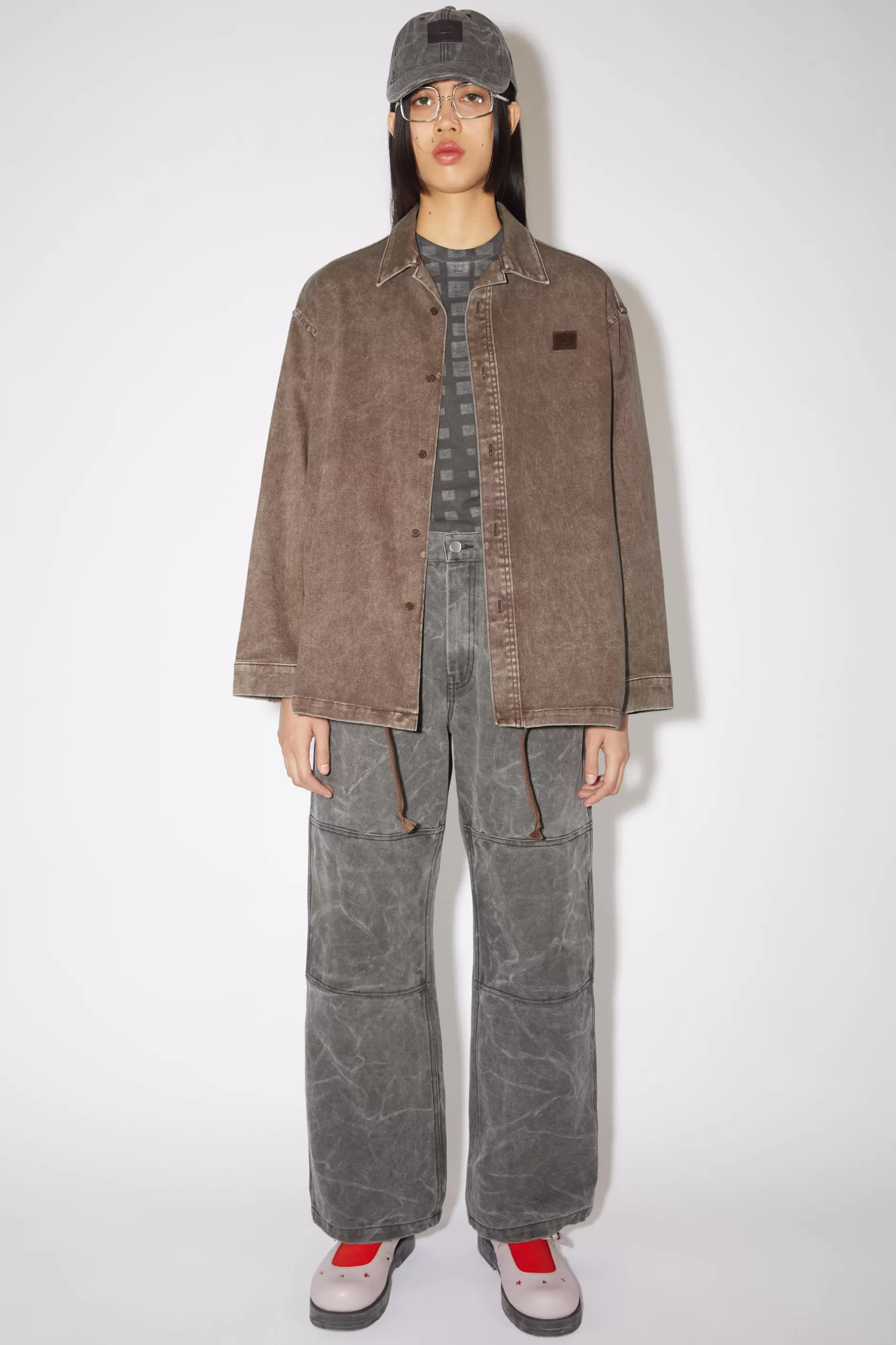 Acne Studios Hemdjacke Mit Face-Aufnaher Kakaobraun Outlet