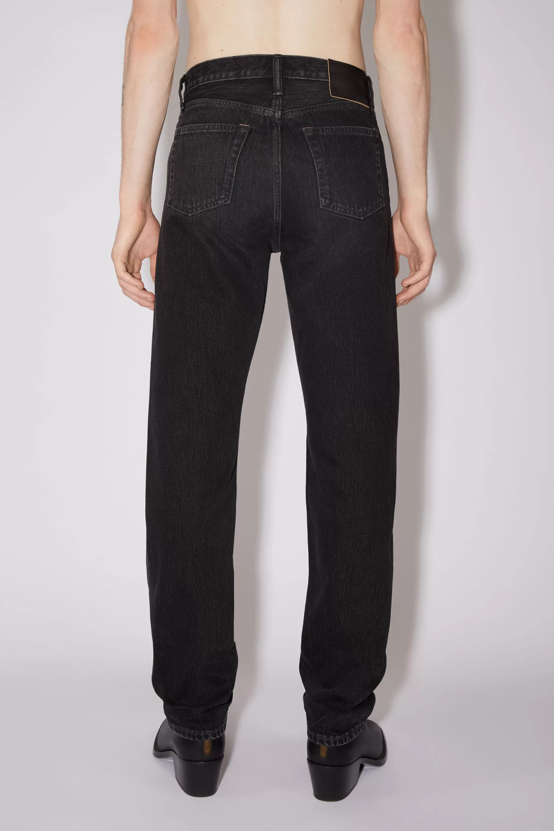 Acne Studios Jeans In Regularer Passform – 1996 Schwarz Cheap