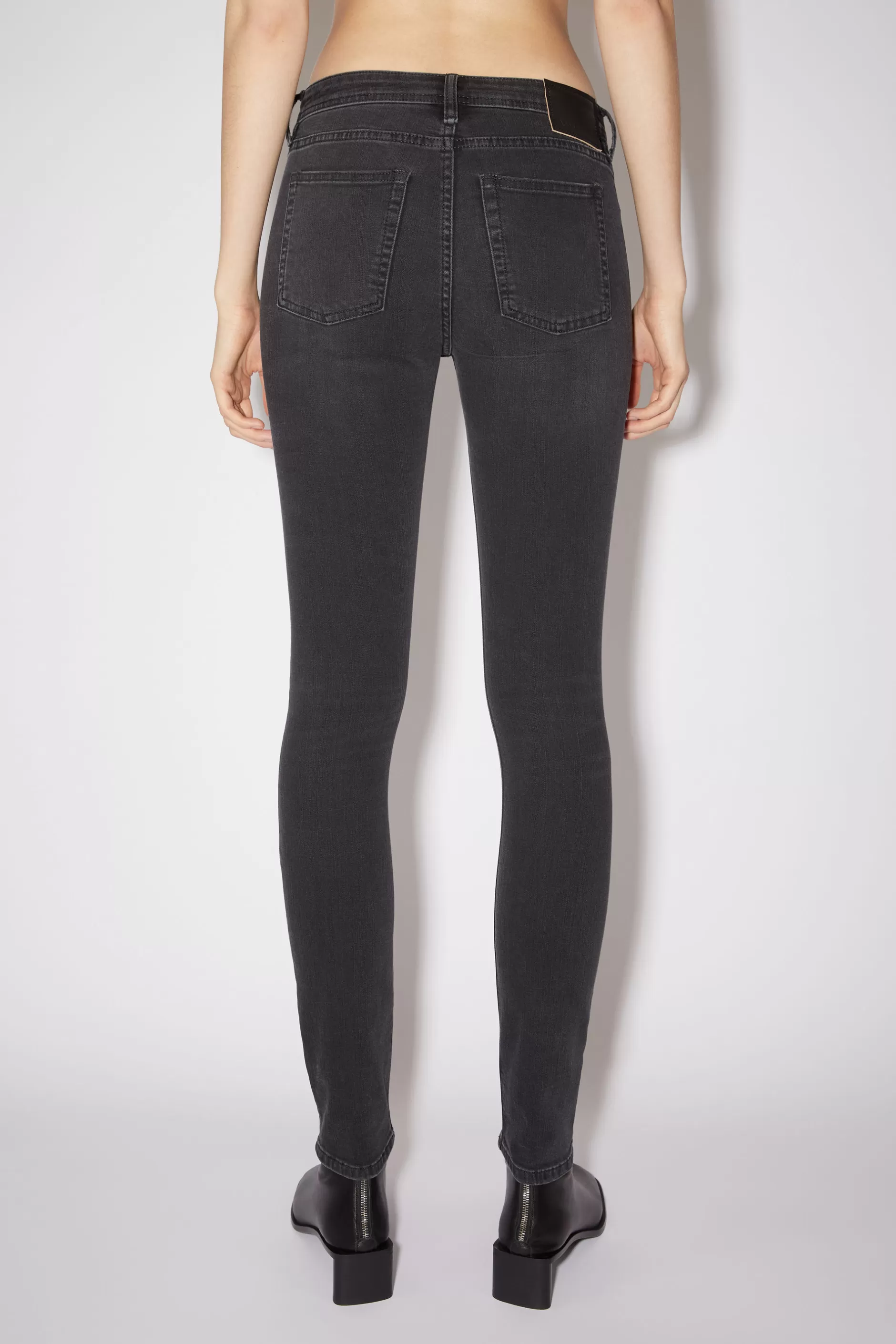 Acne Studios Jeans Mit Enger Passform – Climb Used Black Discount