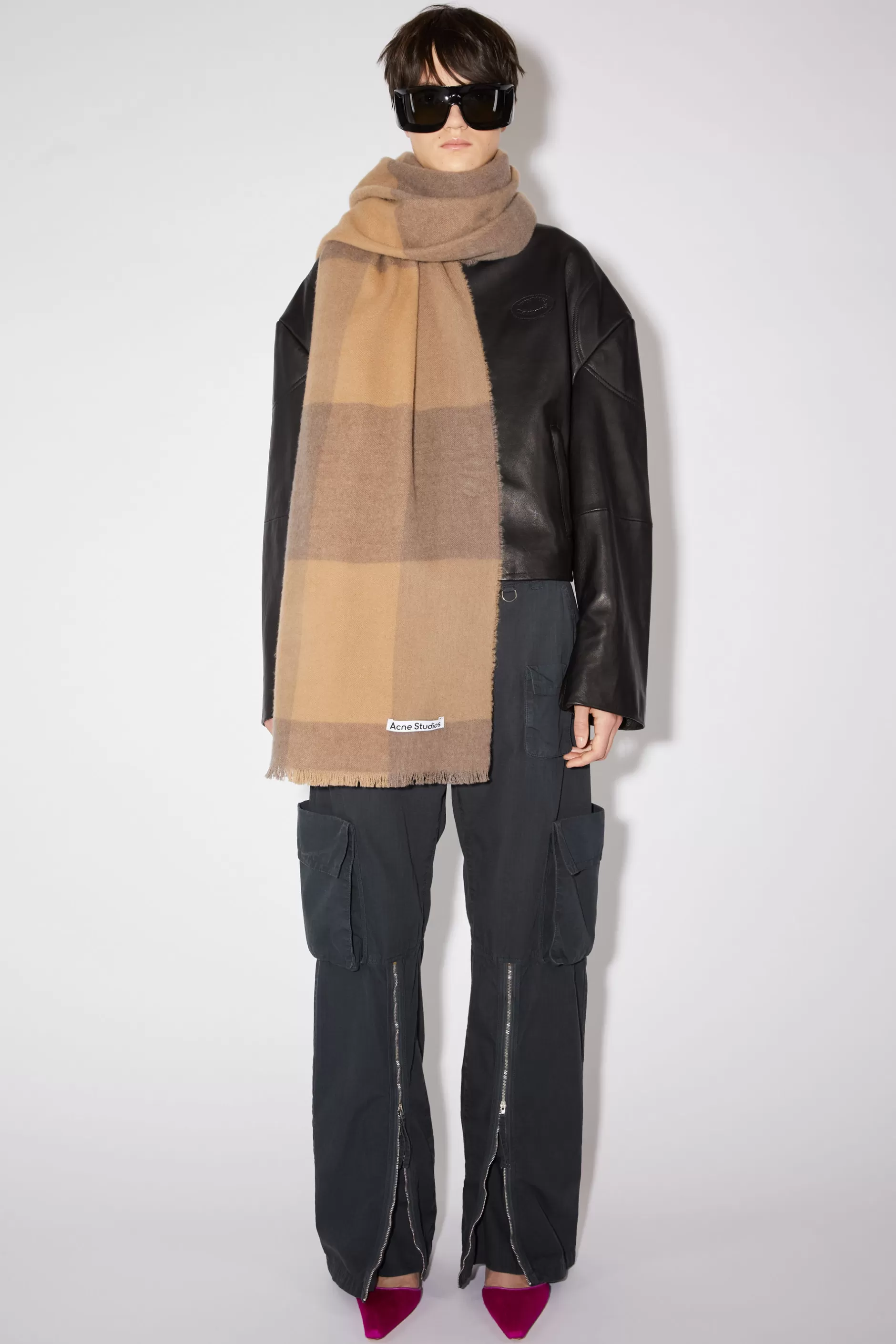 Acne Studios Karierter Wollschal Dunkles Camel/Fuchsgrau Online