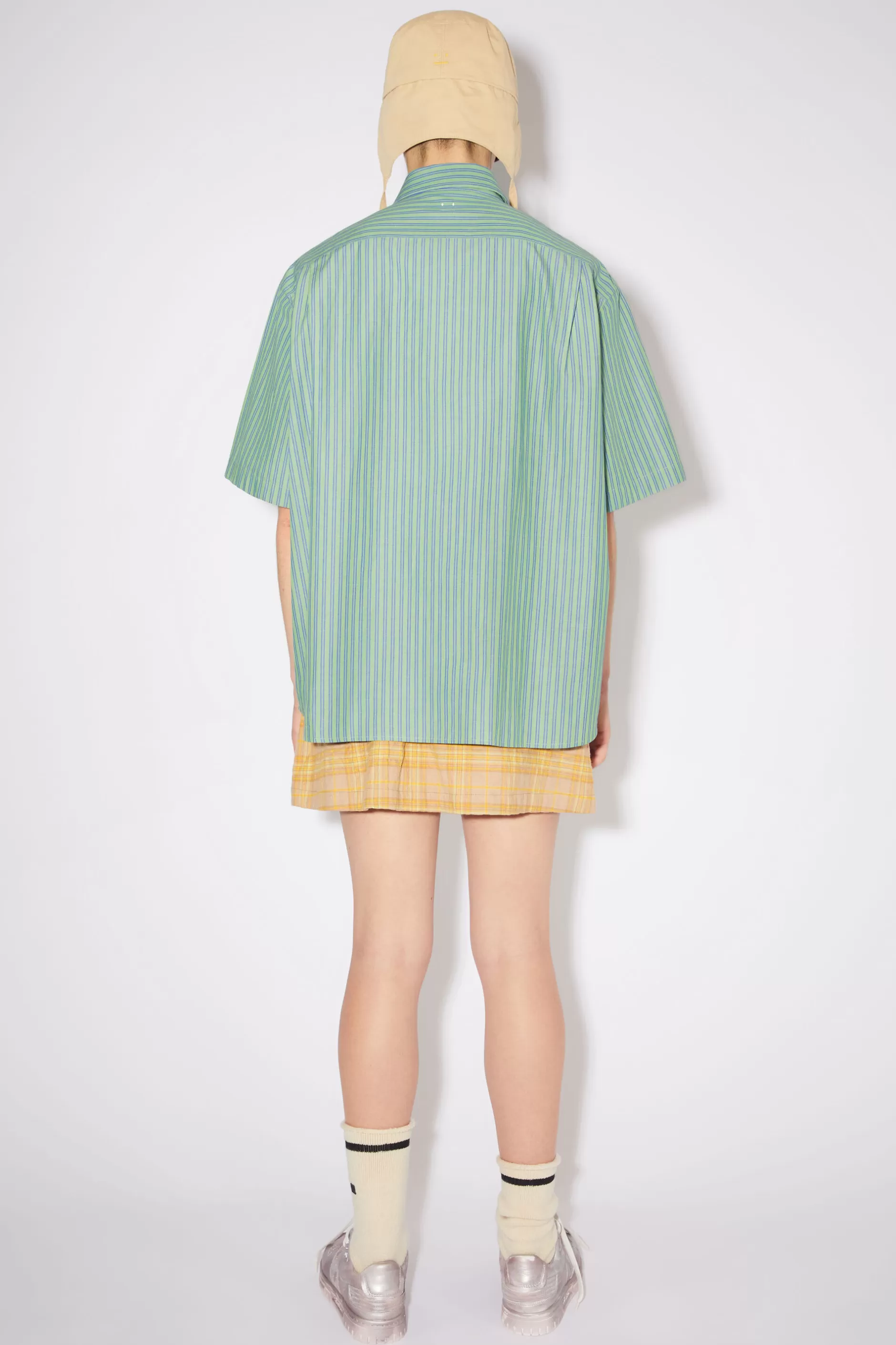 Acne Studios Kurzarmliges Hemd Jadegrun/Blau Fashion