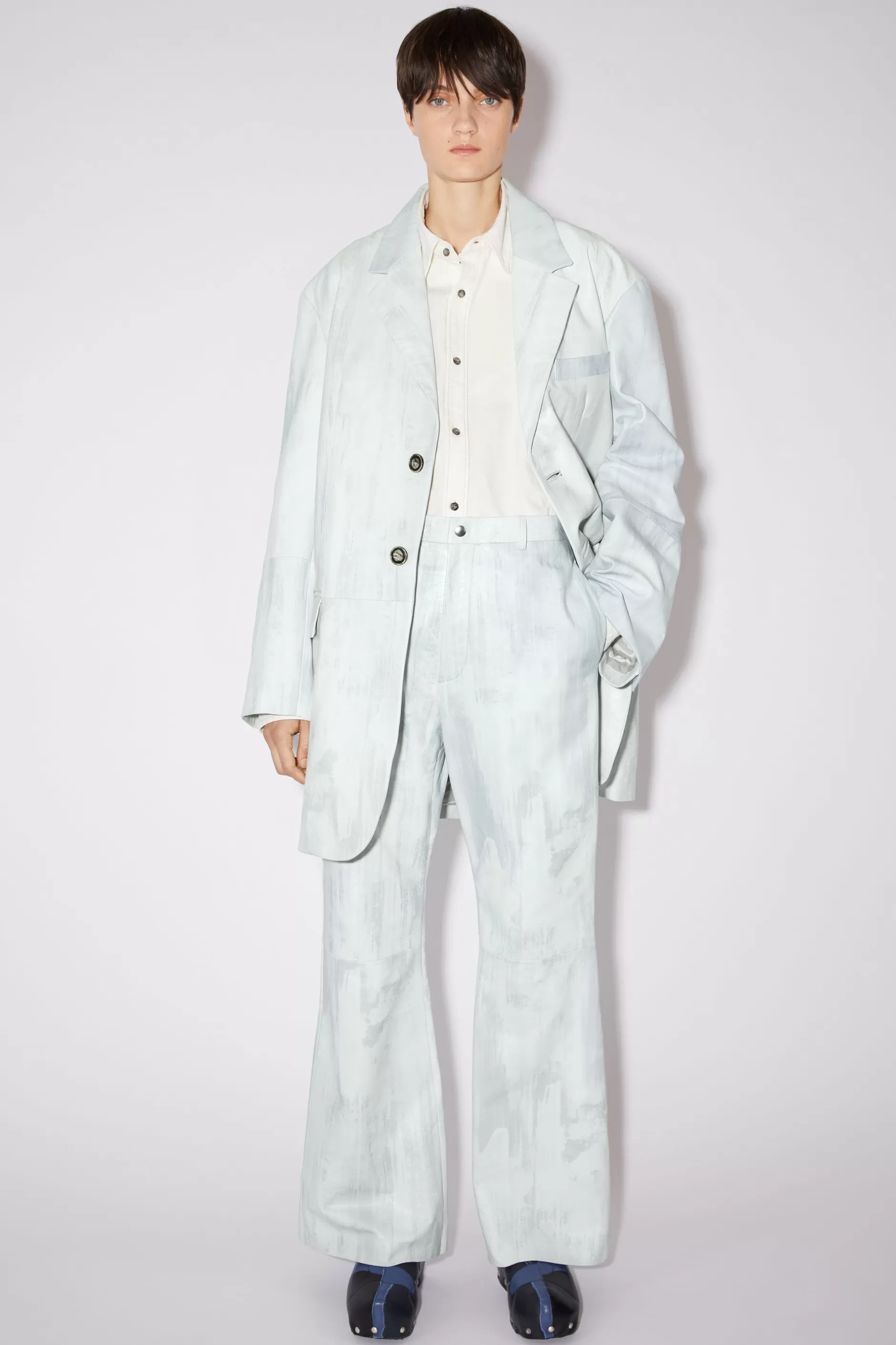 Acne Studios Lederhosen Kaltweis Online