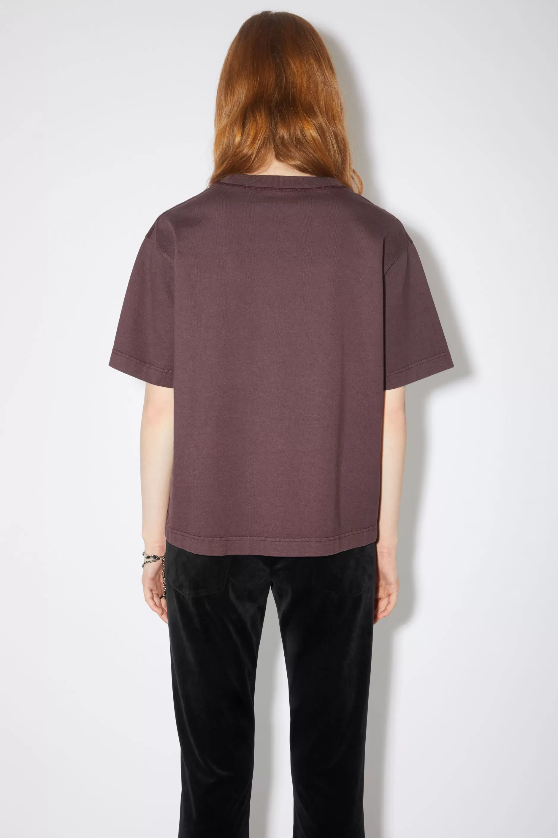 Acne Studios Logo-T-Shirt Aubergine Store