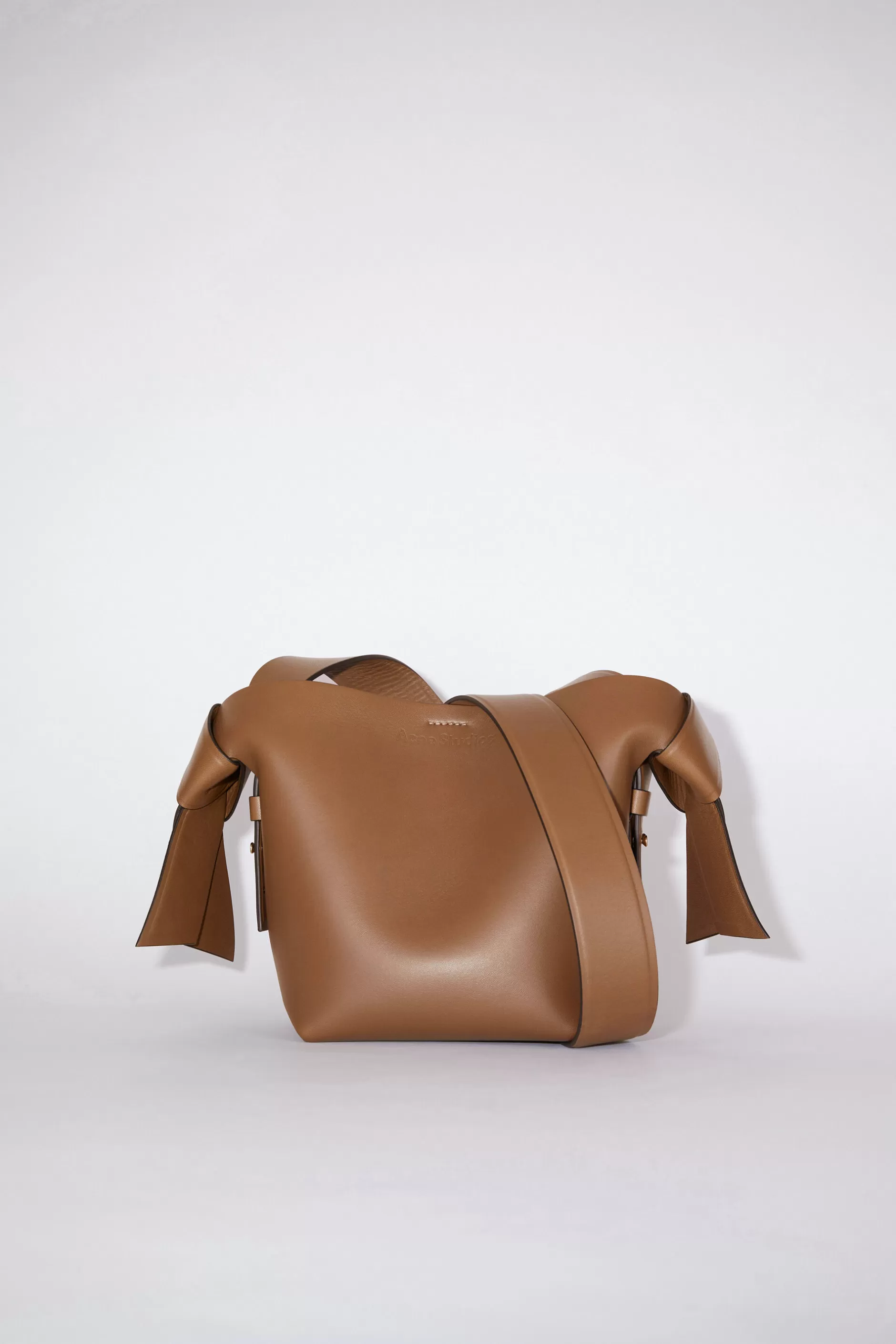 Acne Studios Musubi Mini Schultertasche Camelbraun Outlet