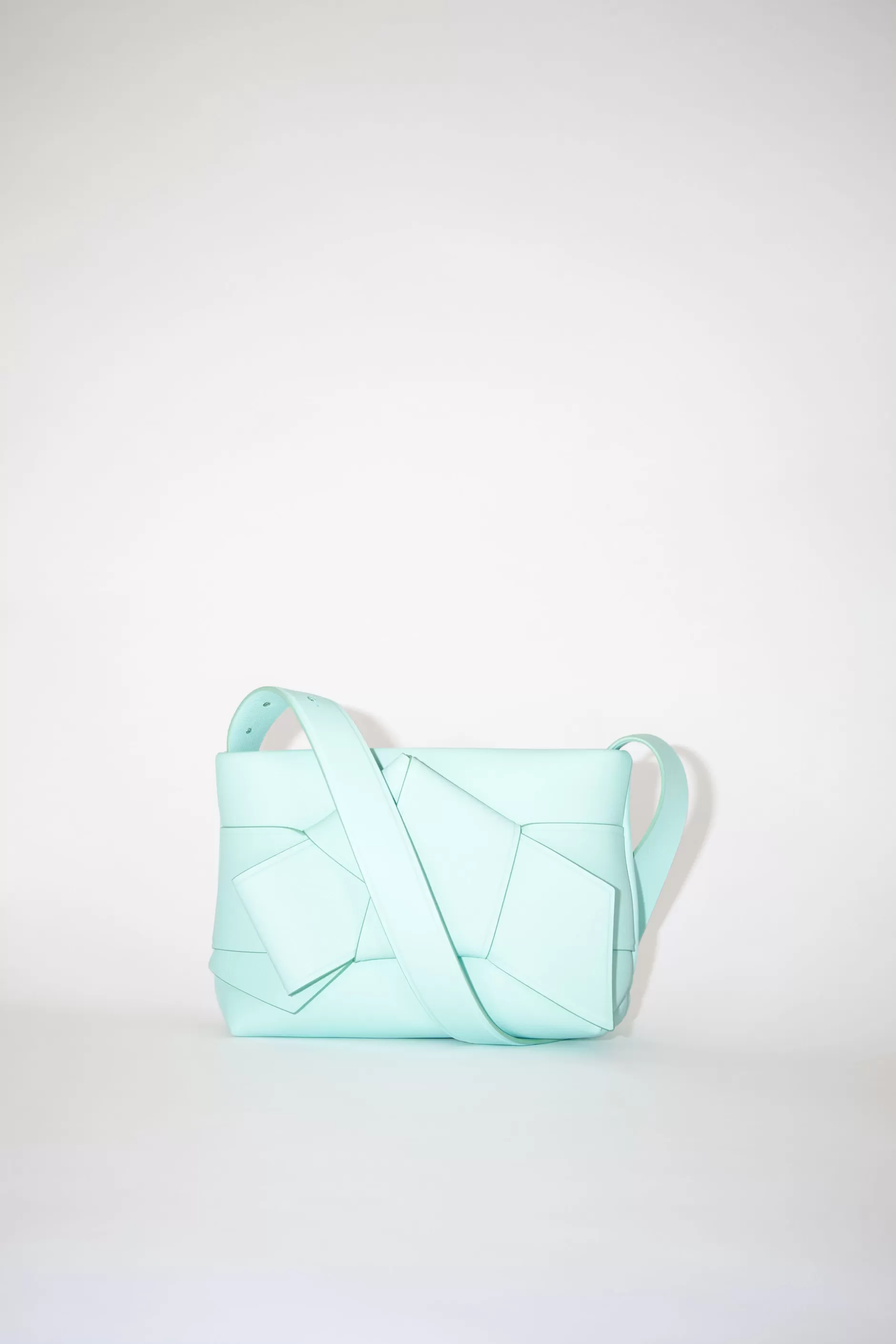 Acne Studios Musubi Schultertasche Pastellgrun Flash Sale