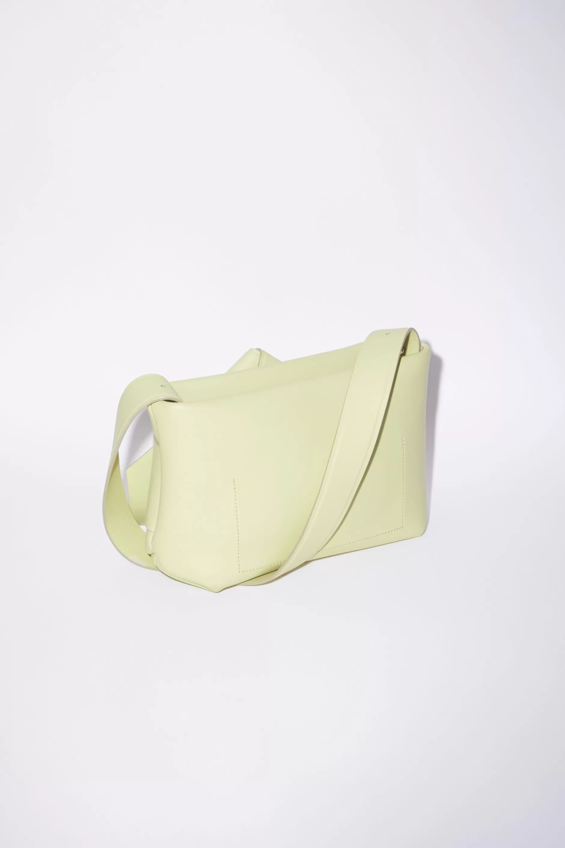 Acne Studios Musubi Schultertasche Rauchiges Grun Flash Sale