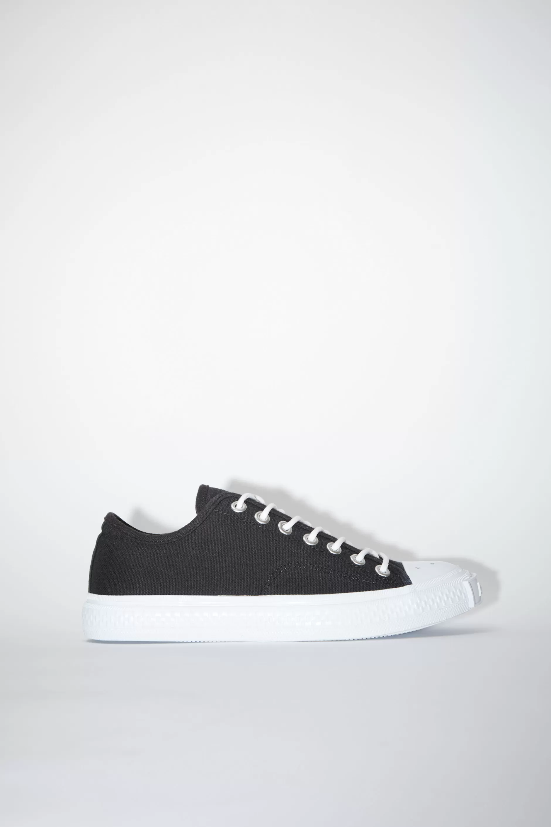 Acne Studios Niedrige Sneakers Schwarz/Gebrochenes Weis Online