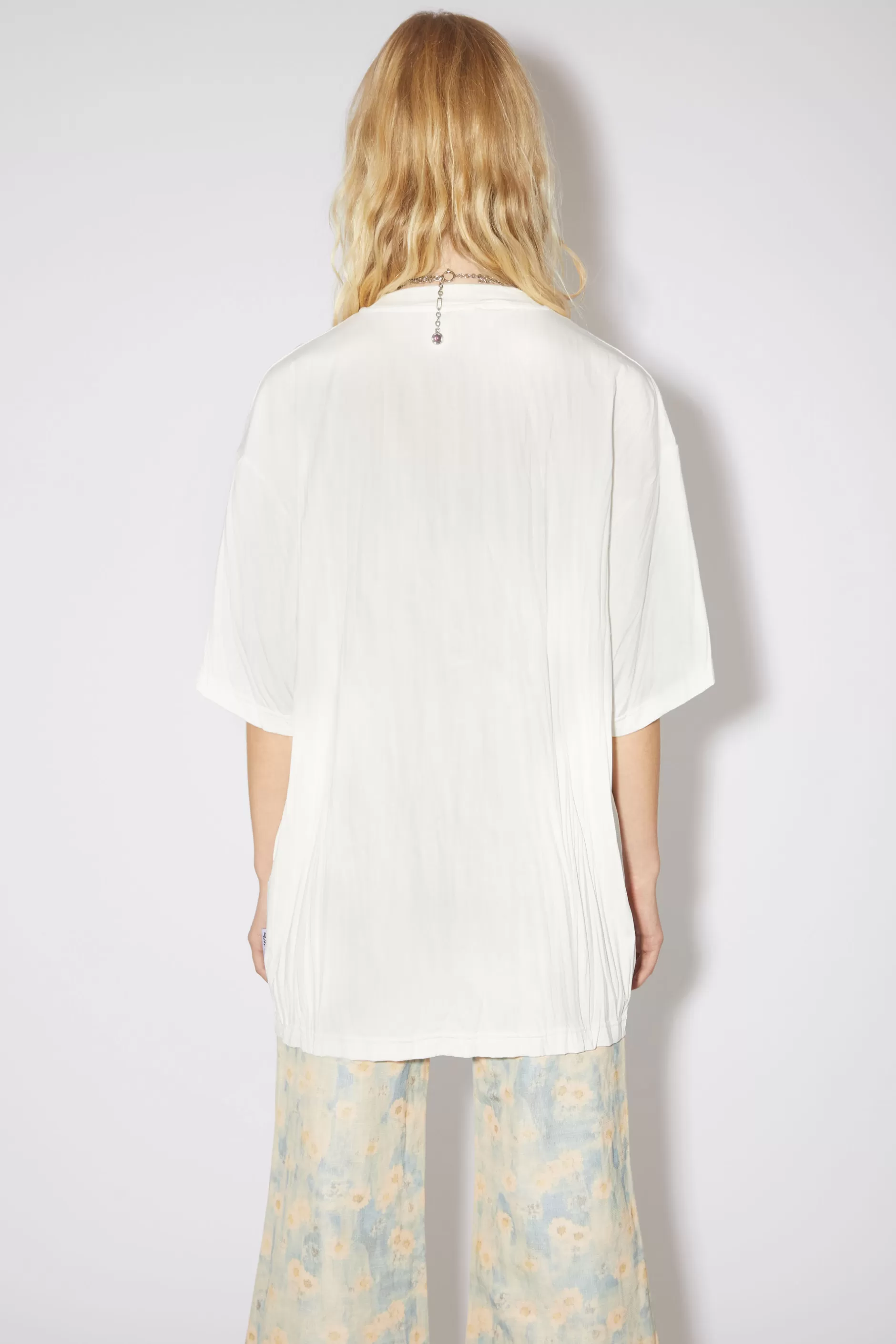 Acne Studios Plissiertes T-Shirt Weis Outlet