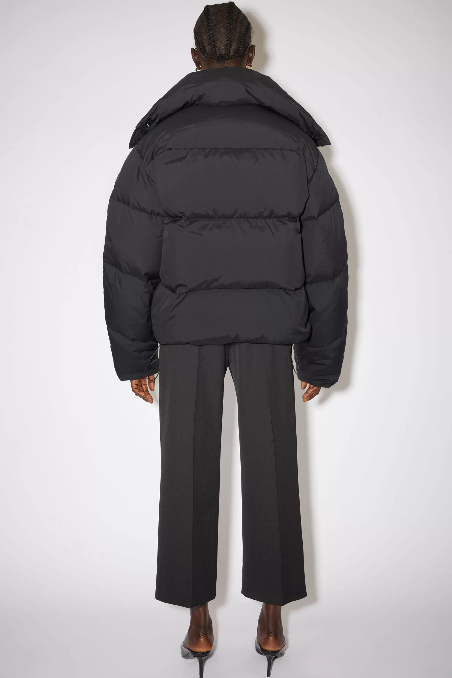 Acne Studios Pufferjacke Mit Daunen Schwarz Best Sale