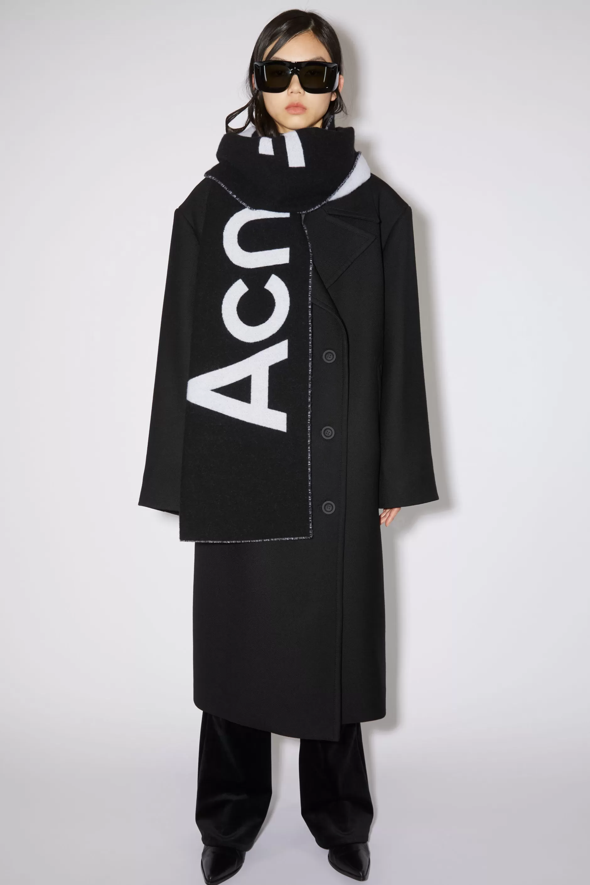 Acne Studios Schal Mit Logo-Jacquardmuster Schwarz/Weis Clearance